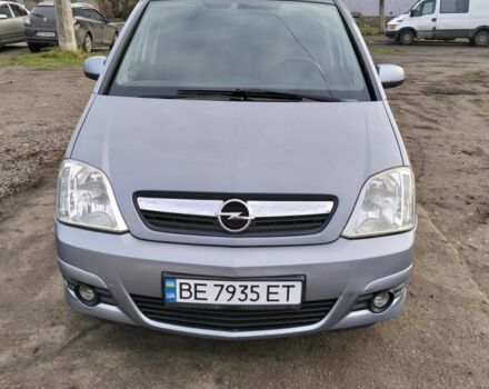 Серый Опель Мерива, объемом двигателя 1.6 л и пробегом 230 тыс. км за 4200 $, фото 1 на Automoto.ua