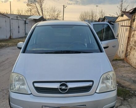 Сірий Опель Меріва, об'ємом двигуна 1.6 л та пробігом 233 тис. км за 3600 $, фото 1 на Automoto.ua