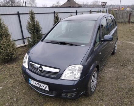 Серый Опель Мерива, объемом двигателя 1.6 л и пробегом 215 тыс. км за 4600 $, фото 1 на Automoto.ua