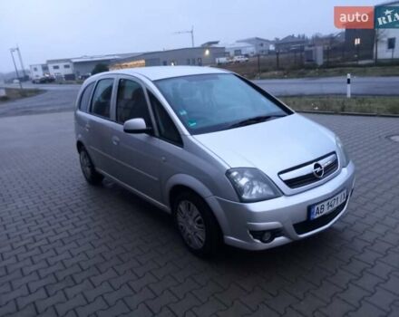 Серый Опель Мерива, объемом двигателя 1.6 л и пробегом 202 тыс. км за 6000 $, фото 1 на Automoto.ua