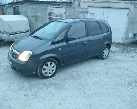Серый Опель Мерива, объемом двигателя 1.3 л и пробегом 252 тыс. км за 2300 $, фото 1 на Automoto.ua