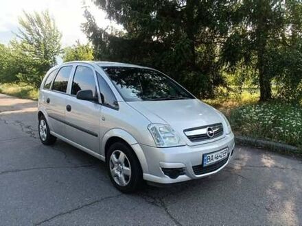 Опель Меріва 2008 у Кропивницькому (Кіровограді) на Automoto.ua Сірий Опель Меріва, об'ємом двигуна 1.4 л та пробігом 235 тис. км за 3700 $, фото 1 на Automoto.ua