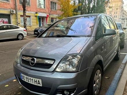 Опель Мерива 2008 в Баштанке на Automoto.ua Серый Опель Мерива, объемом двигателя 1.6 л и пробегом 177 тыс. км за 5500 $, фото 1 на Automoto.ua