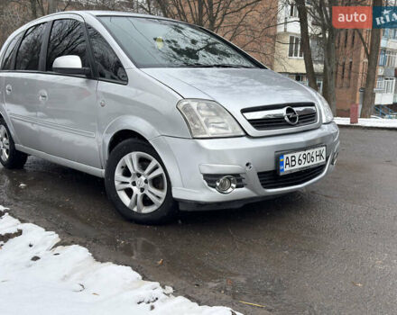 Серый Опель Мерива, объемом двигателя 1.8 л и пробегом 200 тыс. км за 4100 $, фото 1 на Automoto.ua