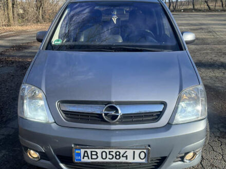 Сірий Опель Меріва, об'ємом двигуна 1.69 л та пробігом 217 тис. км за 4700 $, фото 1 на Automoto.ua