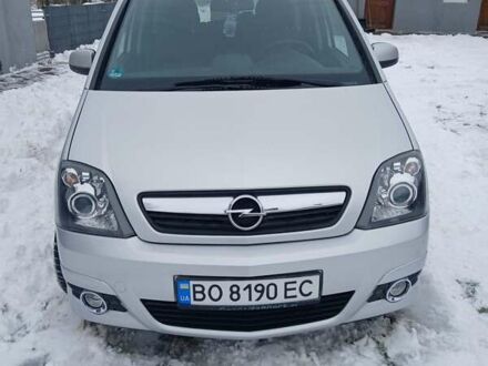 Сірий Опель Меріва, об'ємом двигуна 1.6 л та пробігом 137 тис. км за 5300 $, фото 1 на Automoto.ua