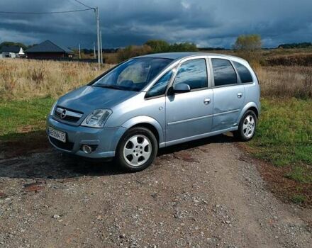 Опель Мерива 2009 в Киеве на Automoto.ua Серый Опель Мерива, объемом двигателя 1.7 л и пробегом 214 тыс. км за 5000 $, фото 1 на Automoto.ua