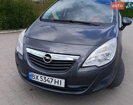 Серый Опель Мерива, объемом двигателя 1.69 л и пробегом 313 тыс. км за 6000 $, фото 1 на Automoto.ua