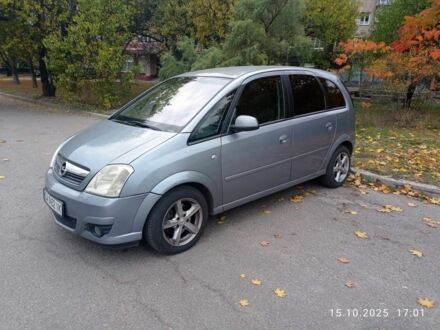 Опель Мерива 2010 в Черкассах на Automoto.ua Серый Опель Мерива, объемом двигателя 1.6 л и пробегом 235 тыс. км за 5450 $, фото 1 на Automoto.ua