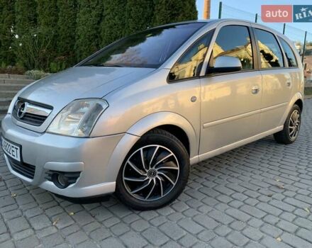 Сірий Опель Меріва, об'ємом двигуна 1.6 л та пробігом 270 тис. км за 5100 $, фото 1 на Automoto.ua