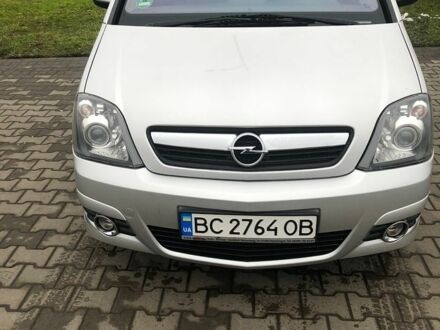 Серый Опель Мерива, объемом двигателя 1.69 л и пробегом 143 тыс. км за 5500 $, фото 1 на Automoto.ua
