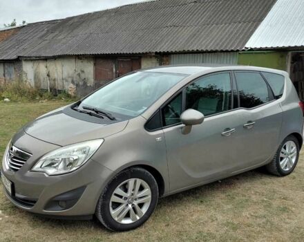 Сірий Опель Меріва, об'ємом двигуна 0 л та пробігом 210 тис. км за 6375 $, фото 1 на Automoto.ua