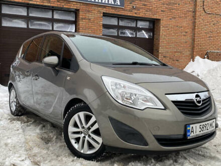 Сірий Опель Меріва, об'ємом двигуна 1.4 л та пробігом 229 тис. км за 4950 $, фото 1 на Automoto.ua