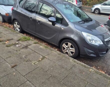 Серый Опель Мерива, объемом двигателя 1.4 л и пробегом 165 тыс. км за 3887 $, фото 1 на Automoto.ua