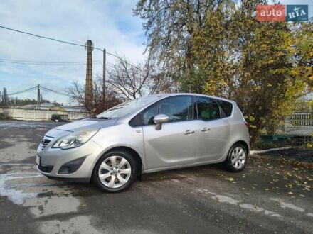 Серый Опель Мерива, объемом двигателя 1.69 л и пробегом 192 тыс. км за 7999 $, фото 1 на Automoto.ua