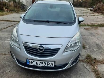 Сірий Опель Меріва, об'ємом двигуна 1.69 л та пробігом 198 тис. км за 7200 $, фото 1 на Automoto.ua