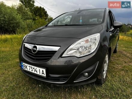 Сірий Опель Меріва, об'ємом двигуна 1.36 л та пробігом 264 тис. км за 6700 $, фото 1 на Automoto.ua