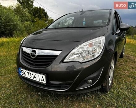 Серый Опель Мерива, объемом двигателя 1.36 л и пробегом 264 тыс. км за 6700 $, фото 1 на Automoto.ua
