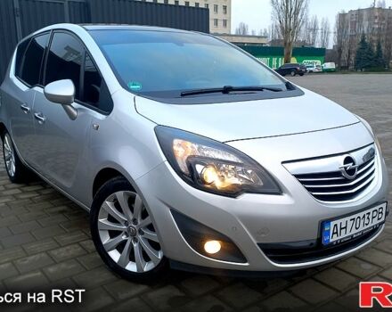 Серый Опель Мерива, объемом двигателя 1.4 л и пробегом 205 тыс. км за 7800 $, фото 1 на Automoto.ua