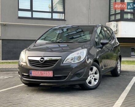 Сірий Опель Меріва, об'ємом двигуна 1.3 л та пробігом 220 тис. км за 6800 $, фото 1 на Automoto.ua