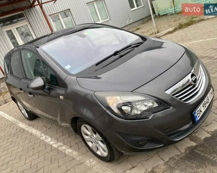 Сірий Опель Меріва, об'ємом двигуна 1.36 л та пробігом 190 тис. км за 8250 $, фото 1 на Automoto.ua