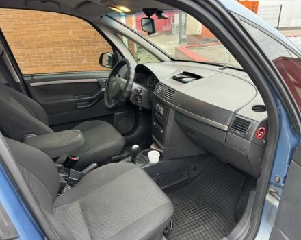 Синий Опель Мерива, объемом двигателя 1.6 л и пробегом 237 тыс. км за 3600 $, фото 9 на Automoto.ua