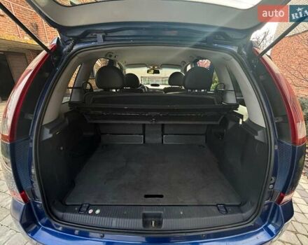 Синий Опель Мерива, объемом двигателя 1.69 л и пробегом 253 тыс. км за 3850 $, фото 12 на Automoto.ua