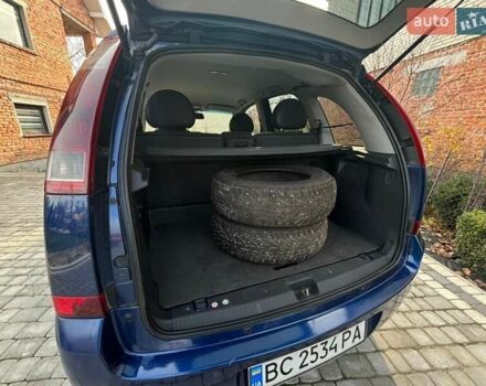 Синий Опель Мерива, объемом двигателя 1.69 л и пробегом 253 тыс. км за 3850 $, фото 13 на Automoto.ua