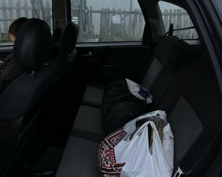 Синий Опель Мерива, объемом двигателя 1.7 л и пробегом 269 тыс. км за 1750 $, фото 8 на Automoto.ua