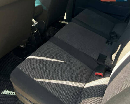 Синий Опель Мерива, объемом двигателя 1.6 л и пробегом 240 тыс. км за 3850 $, фото 24 на Automoto.ua