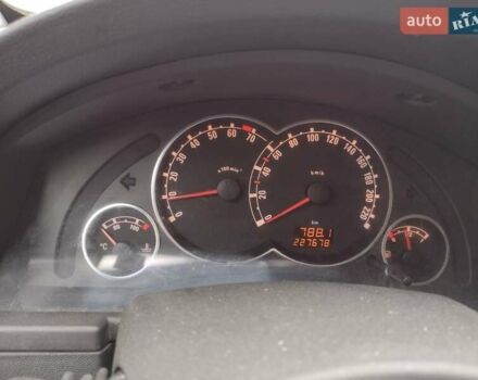 Синий Опель Мерива, объемом двигателя 1.6 л и пробегом 227 тыс. км за 4900 $, фото 2 на Automoto.ua