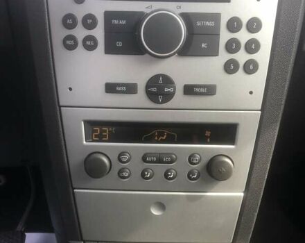 Синий Опель Мерива, объемом двигателя 1.6 л и пробегом 217 тыс. км за 5300 $, фото 2 на Automoto.ua