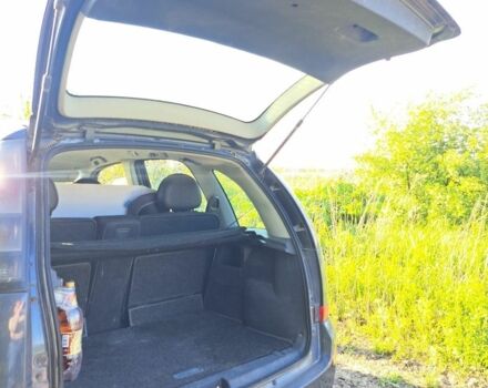 Синий Опель Мерива, объемом двигателя 1.2 л и пробегом 270 тыс. км за 3200 $, фото 3 на Automoto.ua