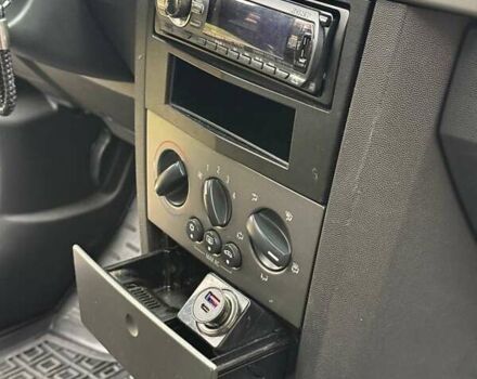 Синій Опель Меріва, об'ємом двигуна 1.6 л та пробігом 242 тис. км за 4500 $, фото 26 на Automoto.ua