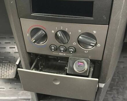 Синій Опель Меріва, об'ємом двигуна 1.6 л та пробігом 242 тис. км за 4500 $, фото 28 на Automoto.ua