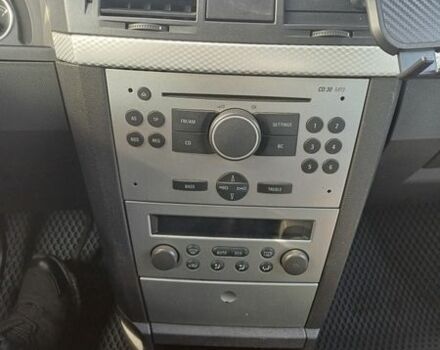 Синий Опель Мерива, объемом двигателя 1.6 л и пробегом 280 тыс. км за 4200 $, фото 26 на Automoto.ua