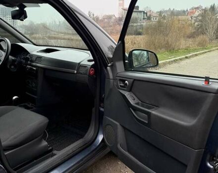 Синій Опель Меріва, об'ємом двигуна 1.6 л та пробігом 242 тис. км за 4500 $, фото 66 на Automoto.ua
