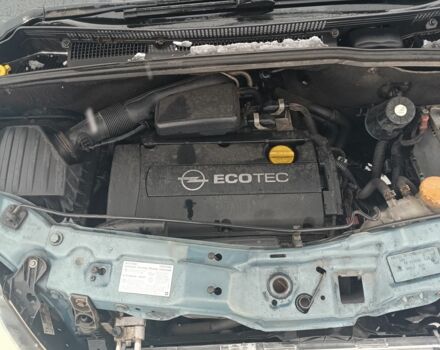 Синий Опель Мерива, объемом двигателя 1.6 л и пробегом 141 тыс. км за 4000 $, фото 13 на Automoto.ua