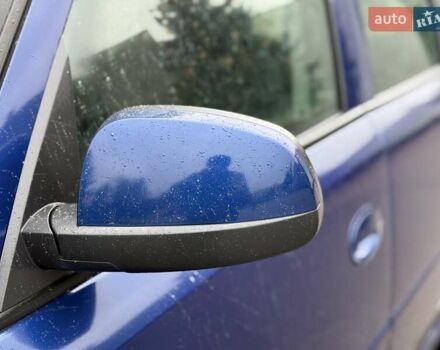 Синий Опель Мерива, объемом двигателя 1.6 л и пробегом 142 тыс. км за 3950 $, фото 10 на Automoto.ua