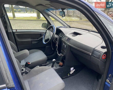 Синий Опель Мерива, объемом двигателя 1.6 л и пробегом 101 тыс. км за 4850 $, фото 16 на Automoto.ua