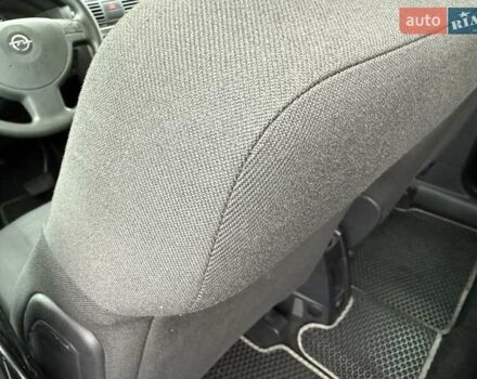 Синий Опель Мерива, объемом двигателя 1.6 л и пробегом 142 тыс. км за 3950 $, фото 54 на Automoto.ua