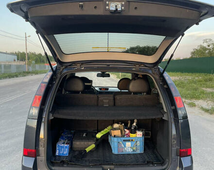 Синий Опель Мерива, объемом двигателя 1.69 л и пробегом 262 тыс. км за 3550 $, фото 22 на Automoto.ua