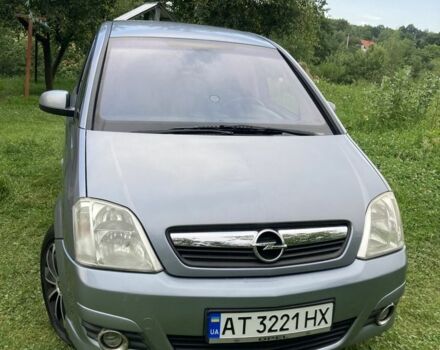 Синий Опель Мерива, объемом двигателя 1.6 л и пробегом 157 тыс. км за 6000 $, фото 1 на Automoto.ua