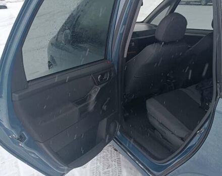 Синий Опель Мерива, объемом двигателя 1.6 л и пробегом 141 тыс. км за 4000 $, фото 6 на Automoto.ua