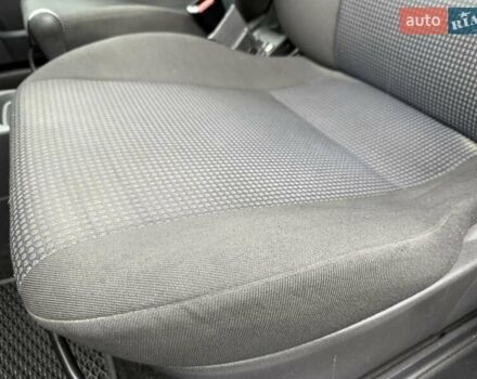 Синий Опель Мерива, объемом двигателя 1.6 л и пробегом 142 тыс. км за 3950 $, фото 56 на Automoto.ua