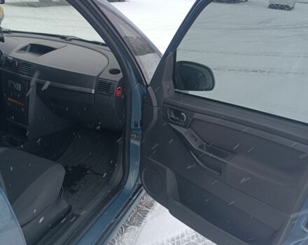 Синий Опель Мерива, объемом двигателя 1.6 л и пробегом 141 тыс. км за 4000 $, фото 10 на Automoto.ua