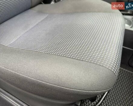 Синий Опель Мерива, объемом двигателя 1.6 л и пробегом 142 тыс. км за 3950 $, фото 37 на Automoto.ua