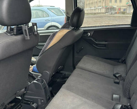 Синий Опель Мерива, объемом двигателя 1.36 л и пробегом 164 тыс. км за 5000 $, фото 8 на Automoto.ua