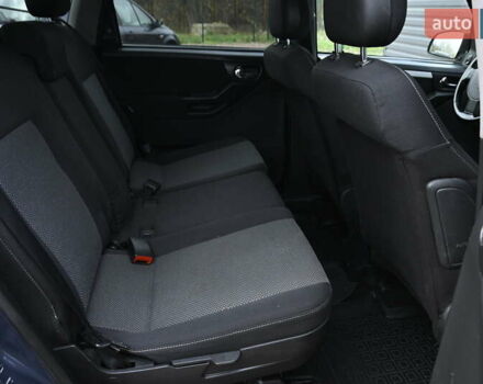 Синий Опель Мерива, объемом двигателя 1.6 л и пробегом 268 тыс. км за 3999 $, фото 25 на Automoto.ua