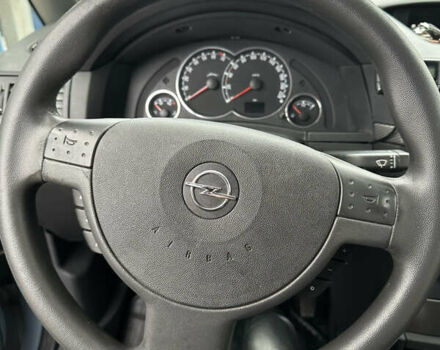 Синий Опель Мерива, объемом двигателя 1.36 л и пробегом 164 тыс. км за 5000 $, фото 10 на Automoto.ua